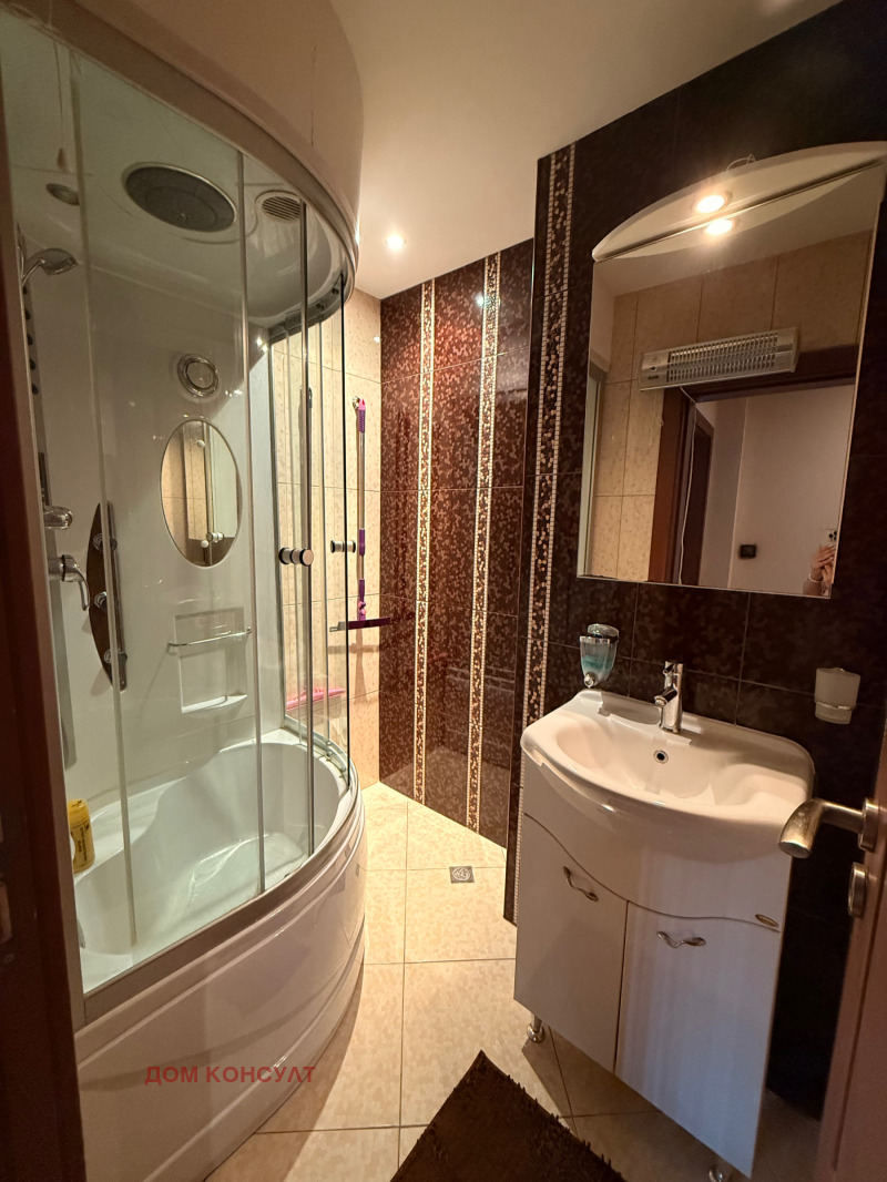 Kiadó  2 hálószobás Plovdiv , Karsijaka , 100 négyzetméter | 50768288 - kép [12]