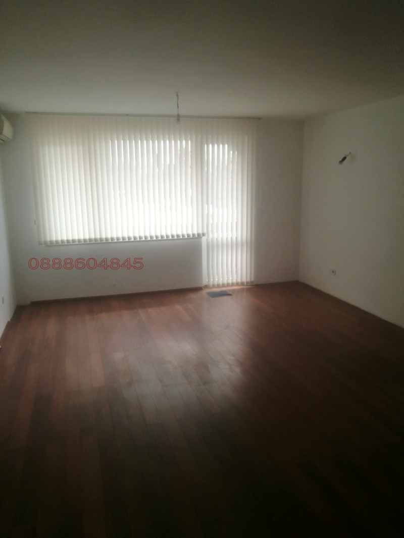 A louer  Bureau Sofia , Darvenitsa , 105 m² | 81138031 - image [6]