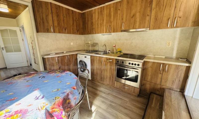 Дава под наем КЪЩА, гр. Велико Търново, Варуша, снимка 12 - Къщи - 52439302