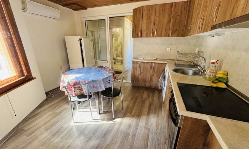 Дава под наем КЪЩА, гр. Велико Търново, Варуша, снимка 11 - Къщи - 52439302