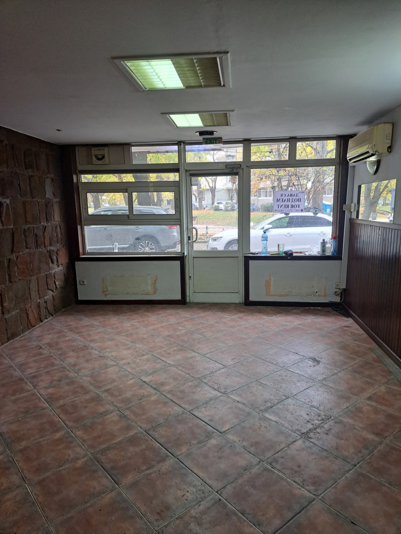 Дава под наем МАГАЗИН, гр. София, Център, снимка 6 - Магазини - 52464472