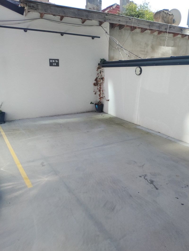 Дава под наем ГАРАЖ, ПАРКОМЯСТО, гр. Варна, ВИНС-Червен площад