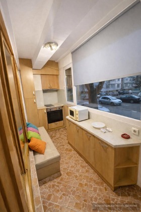 ����� ���� ��� ���� 3-�����,���� �������, ��������>