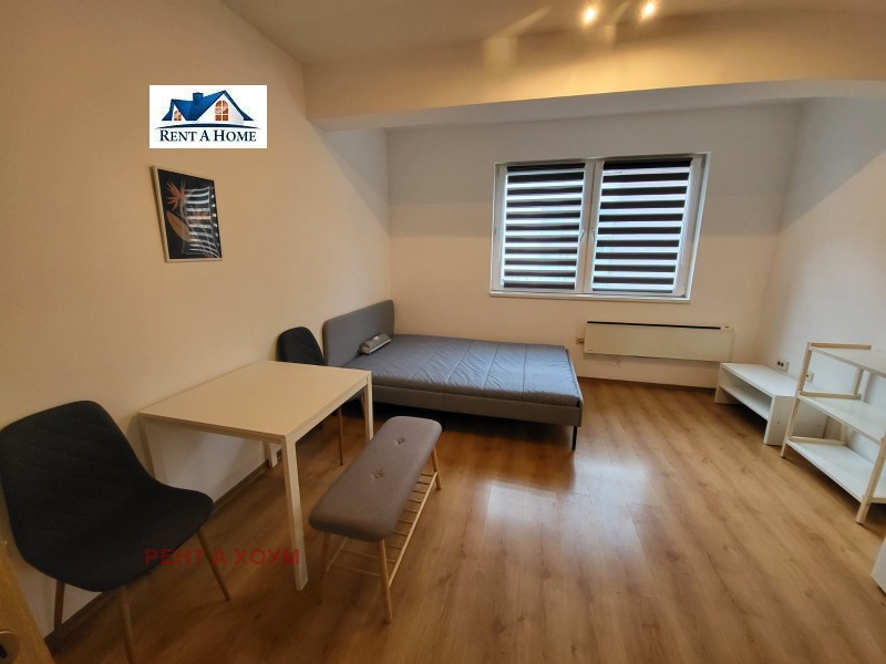 Дава под нем  1-стаен, град София, Студентски град •  310 € • ID 43592020 — holmes.bg - [1] 
