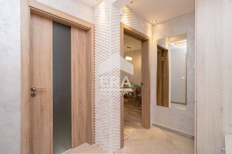 Дава под наем 2-СТАЕН, гр. Варна, Център, снимка 6 - Апартаменти - 52403775