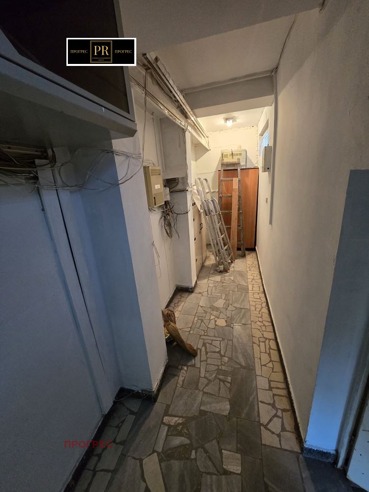 Дава под наем ОФИС, гр. Пловдив, Южен, снимка 8 - Офиси - 52650066