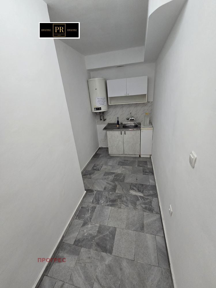 Дава под наем ОФИС, гр. Пловдив, Южен, снимка 6 - Офиси - 52650066