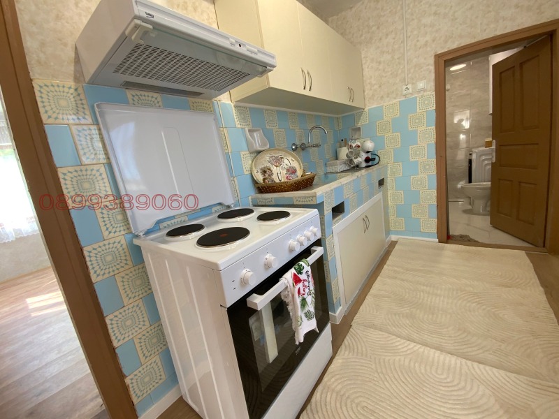 Дава под наем КЪЩА, с. Кардам, област Добрич, снимка 3 - Къщи - 52778981