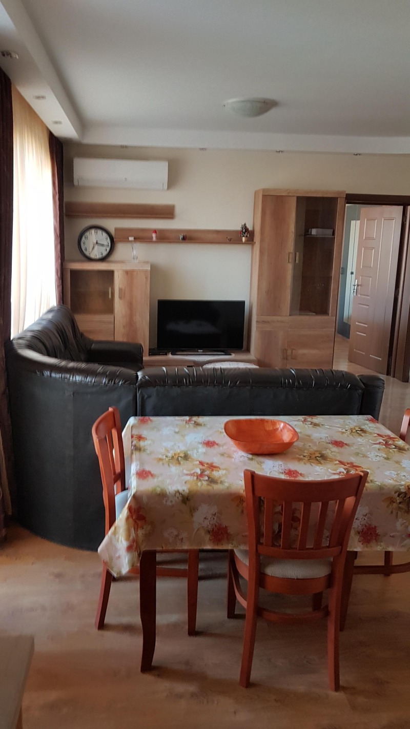 Издаје се  1 спаваћа соба Софија , Лјулин - центар , 70 м2 | 39680410 - слика [2]