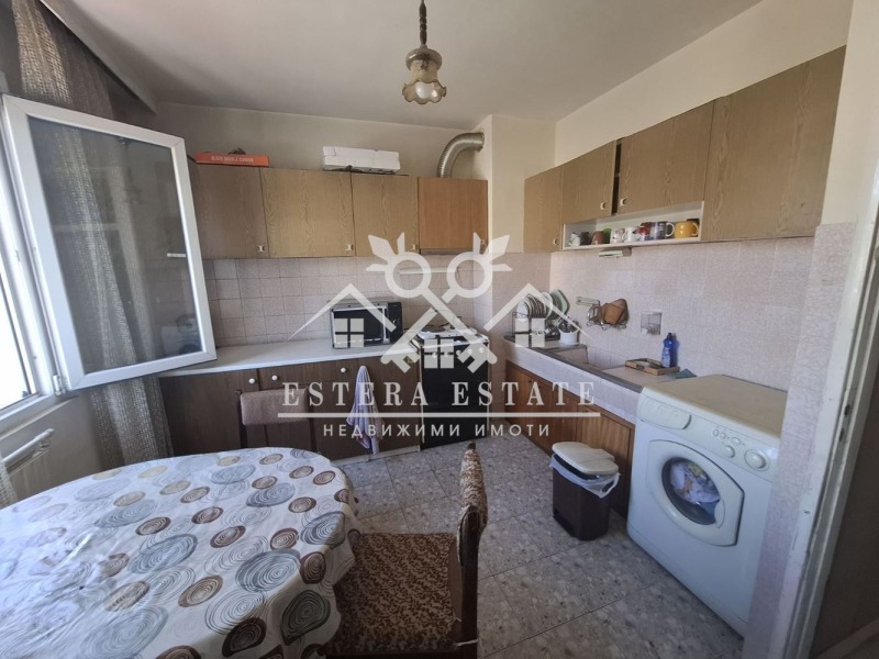 Дава под наем  2-стаен град Шумен , 5-ти полк , 64 кв.м | 70518809