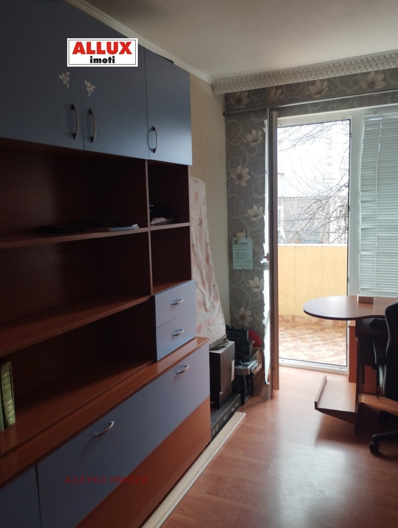 Дава под наем 3-СТАЕН, гр. Русе, Дружба 1, снимка 10 - Апартаменти - 52590276