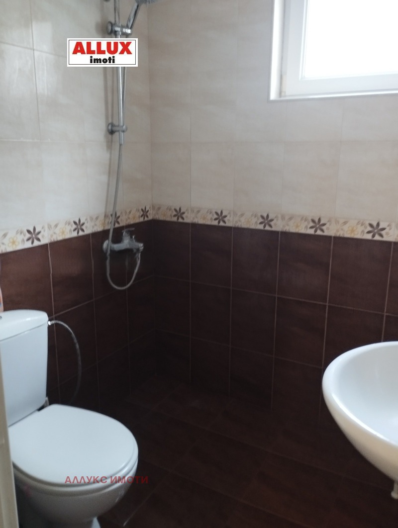 Дава под наем 3-СТАЕН, гр. Русе, Дружба 1, снимка 4 - Апартаменти - 52590276