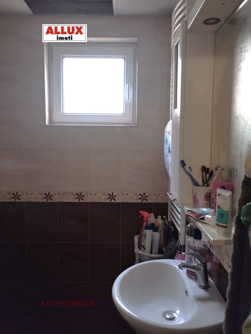 Дава под наем 3-СТАЕН, гр. Русе, Дружба 1, снимка 8 - Апартаменти - 52590276