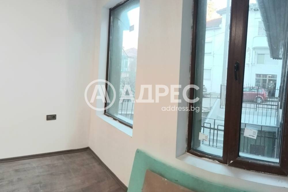 Дава под наем ОФИС, гр. Габрово, Център, снимка 4 - Офиси - 53970617