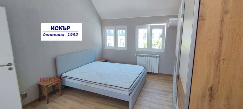 Zu vermieten  2 Schlafzimmer Sofia , Zentar , 100 qm | 51433915