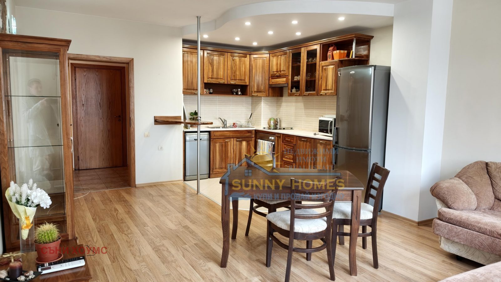 Дава под наем 3-СТАЕН, гр. Велико Търново, Център