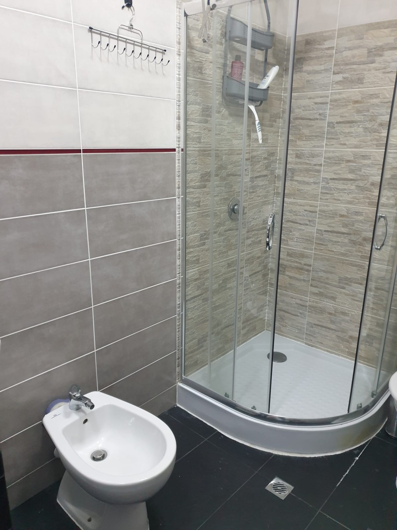 Para alugar  1 quarto Plovdiv , Kiutchuk Parij , 63 m² | 35691728 - imagem [5]