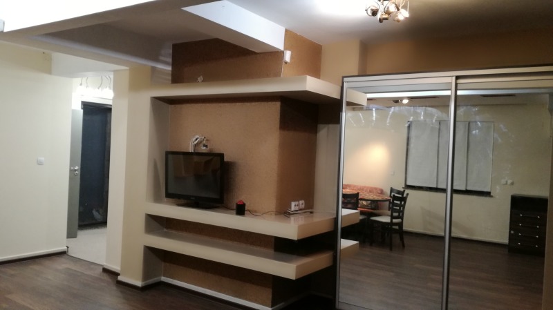В аренду  2 спальни Русе , Широк център , 85 кв.м | 41836562 - изображение [3]