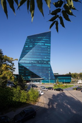 Oficina Strelbishte, Sofia 1