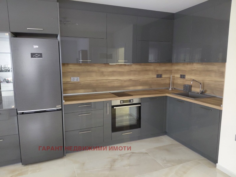 Дава под наем 3-СТАЕН, гр. Габрово, Център