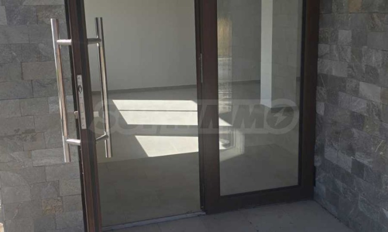 Дава под наем МАГАЗИН, гр. Банско, област Благоевград