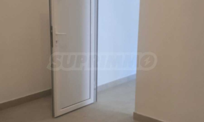 Дава под наем МАГАЗИН, гр. Банско, област Благоевград, снимка 3 - Магазини - 52705150