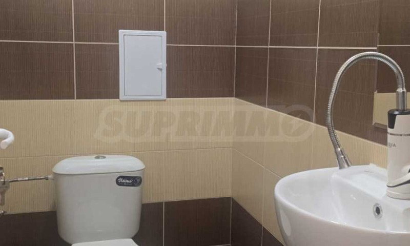 Дава под наем МАГАЗИН, гр. Банско, област Благоевград, снимка 4 - Магазини - 52705150