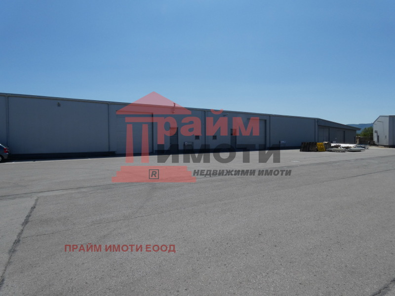 Дава под Наем СКЛАД в град София, Република - 435 кв.м / 1 870 € » 3 657.40 лв., ПРАЙМ ИМОТИ ЕООД