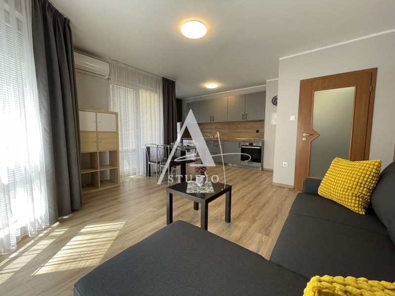 Издаје се  2 спаваће собе Софија , Лозенец , 100 м2 | 25649614 - слика [3]