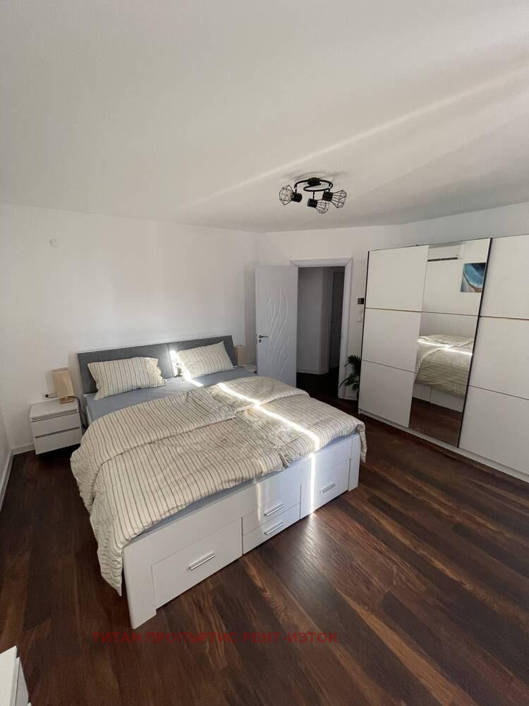En renta  3+ dormitorios Burgas , Sarafovo , 180 metros cuadrados | 62315983 - imagen [6]