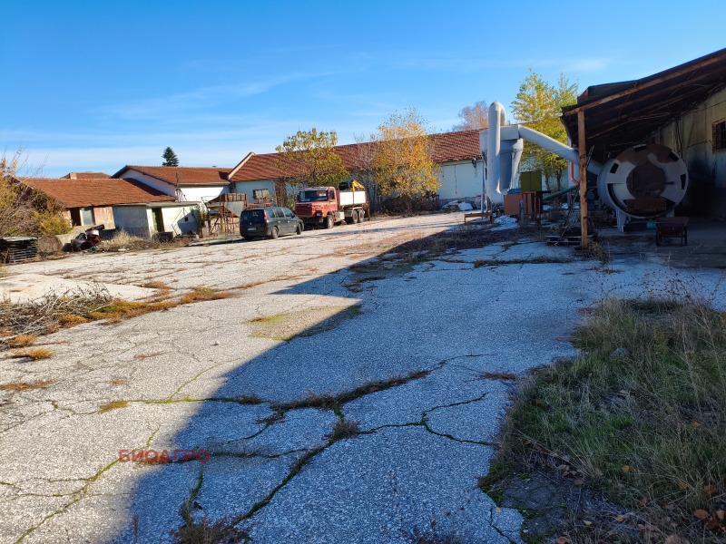 Дава под наем ПРОМ. ПОМЕЩЕНИЕ, гр. Септември, област Пазарджик, снимка 13 - Производствени сгради - 52585644