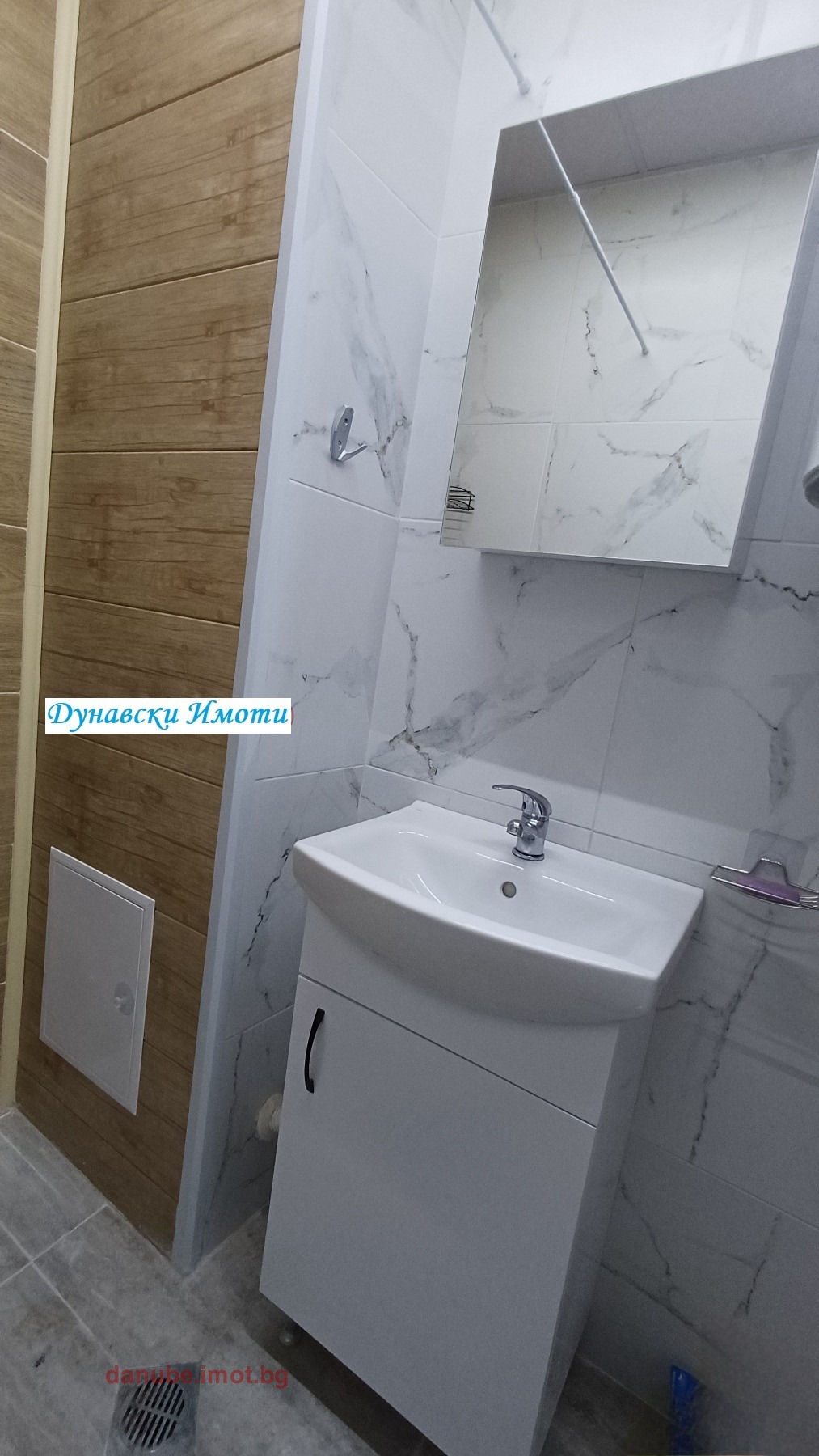Дава под наем 2-СТАЕН, гр. Русе, Родина 1, снимка 17 - Апартаменти - 54810469