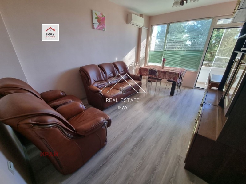 Te huur  1 slaapkamer Stara Zagora , Tsentar , 80 m² | 12453360