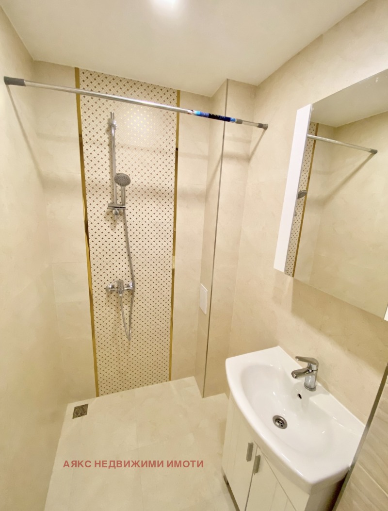 Vuokrattavana  2 makuuhuonetta Sofia , Iztok , 73 neliömetriä | 59833953 - kuva [4]