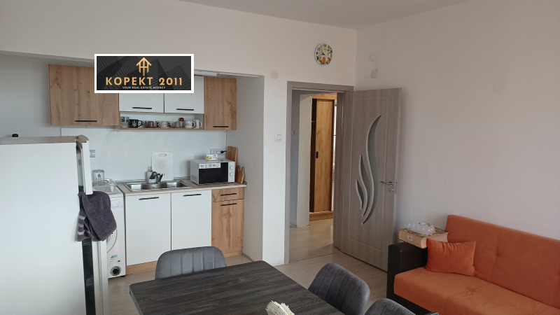 Дава под наем 3-СТАЕН, гр. Русе, Широк център, снимка 3 - Апартаменти - 52612370