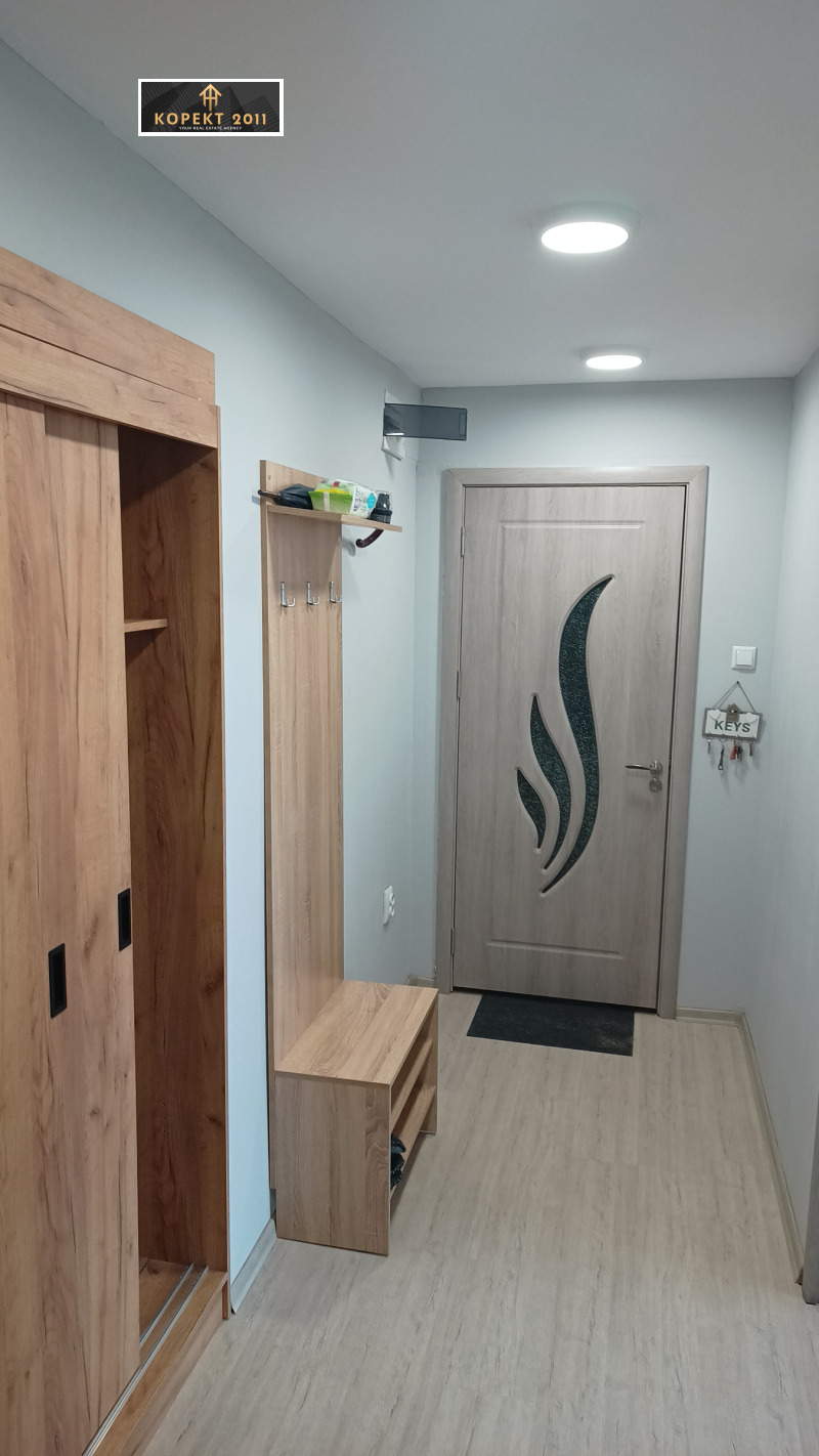 Дава под наем 3-СТАЕН, гр. Русе, Широк център