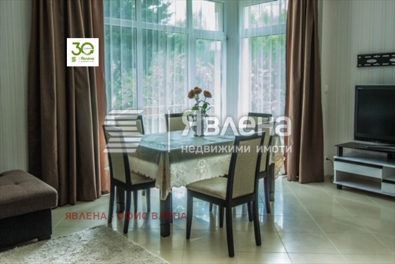 Zu vermieten  3 Schlafzimmer Warna , k.k. Sw.Sw. Konstantin i Elena , 100 qm | 61474012