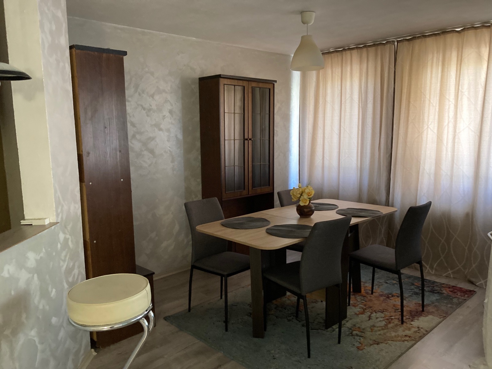 Дава под наем 3-СТАЕН, гр. София, Борово, снимка 2 - Апартаменти - 55890958