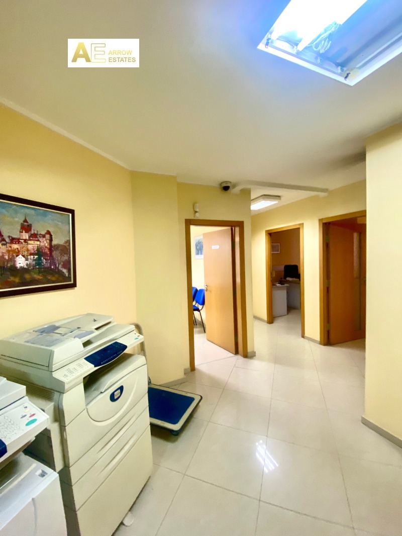 De inchiriat  Birou Sofia , Țentâr , 280 mp | 82532068 - imagine [5]