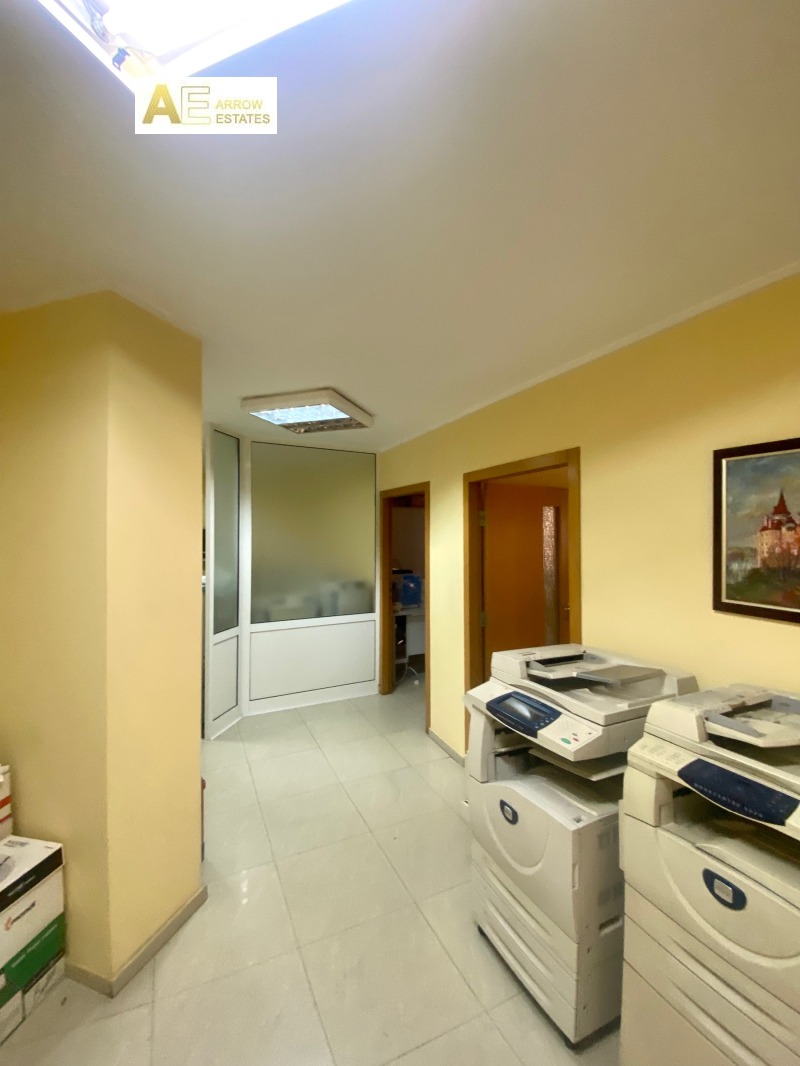 De inchiriat  Birou Sofia , Țentâr , 280 mp | 82532068 - imagine [7]