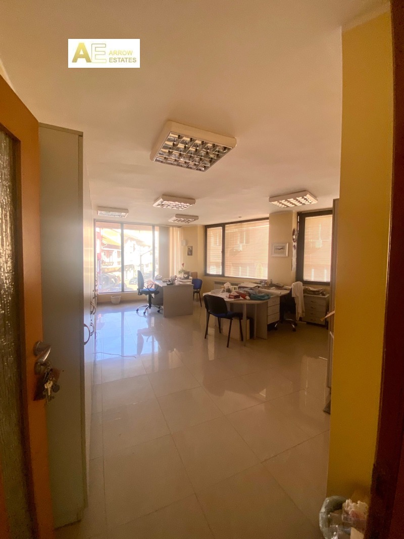 De inchiriat  Birou Sofia , Țentâr , 280 mp | 82532068 - imagine [15]