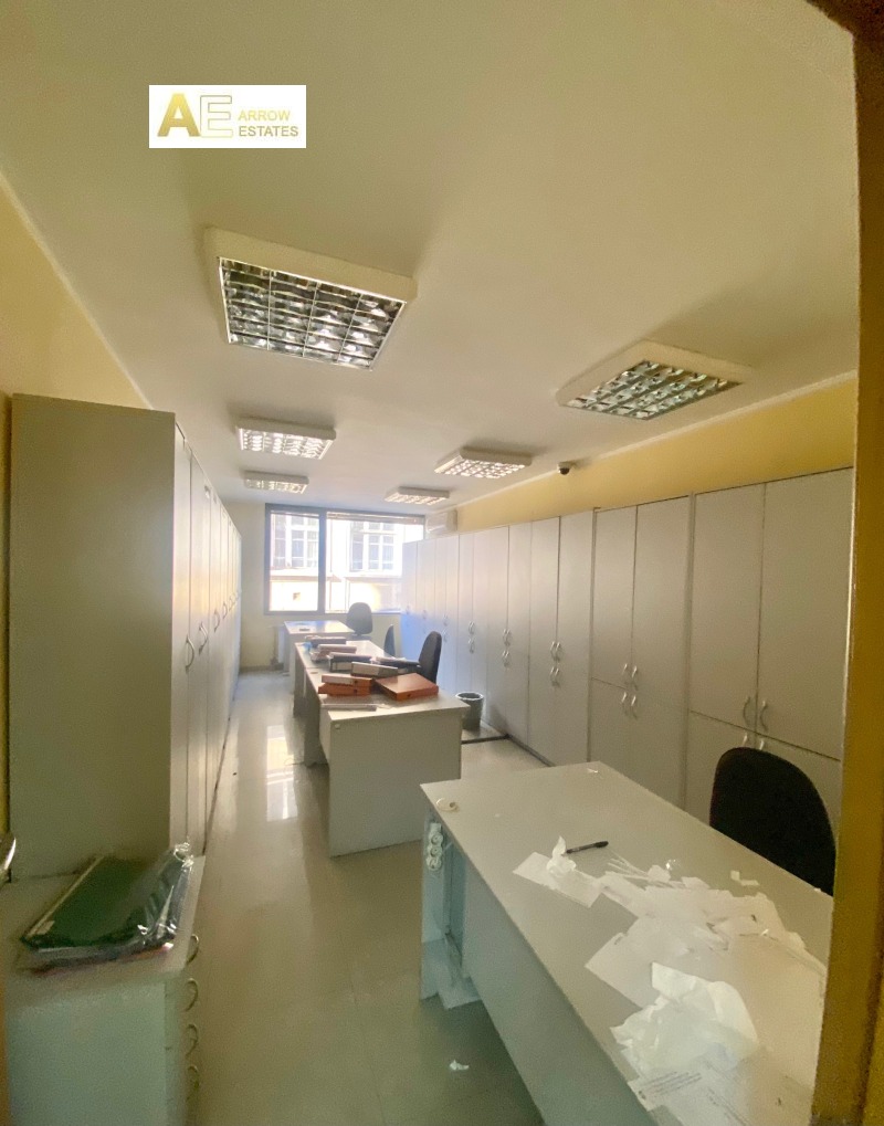 De inchiriat  Birou Sofia , Țentâr , 280 mp | 82532068 - imagine [6]