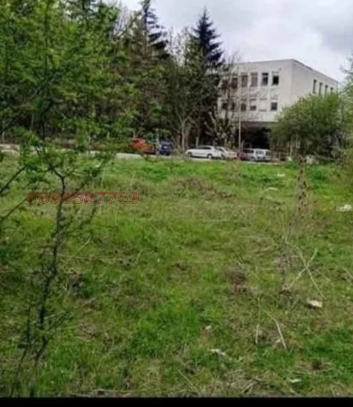 Дава под наем МЯСТО, гр. Шумен, Тракия, снимка 6 - Парцели - 52780364