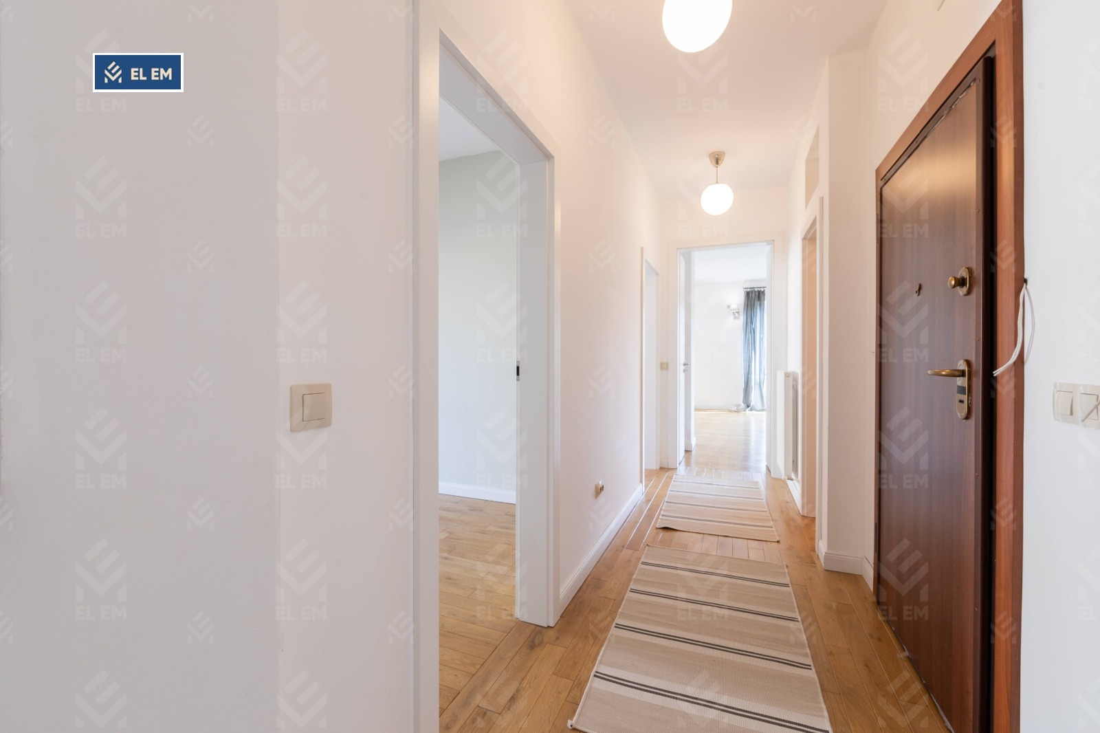 Дава под наем 4-СТАЕН, гр. София, Лозенец, снимка 11 - Апартаменти - 54122984