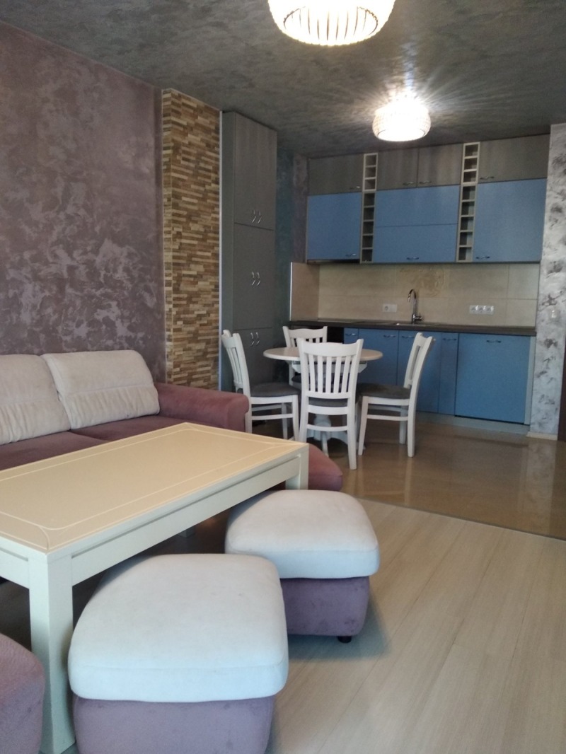 En renta  2 dormitorios Sofia , Tsentar , 90 metros cuadrados | 30525303 - imagen [2]