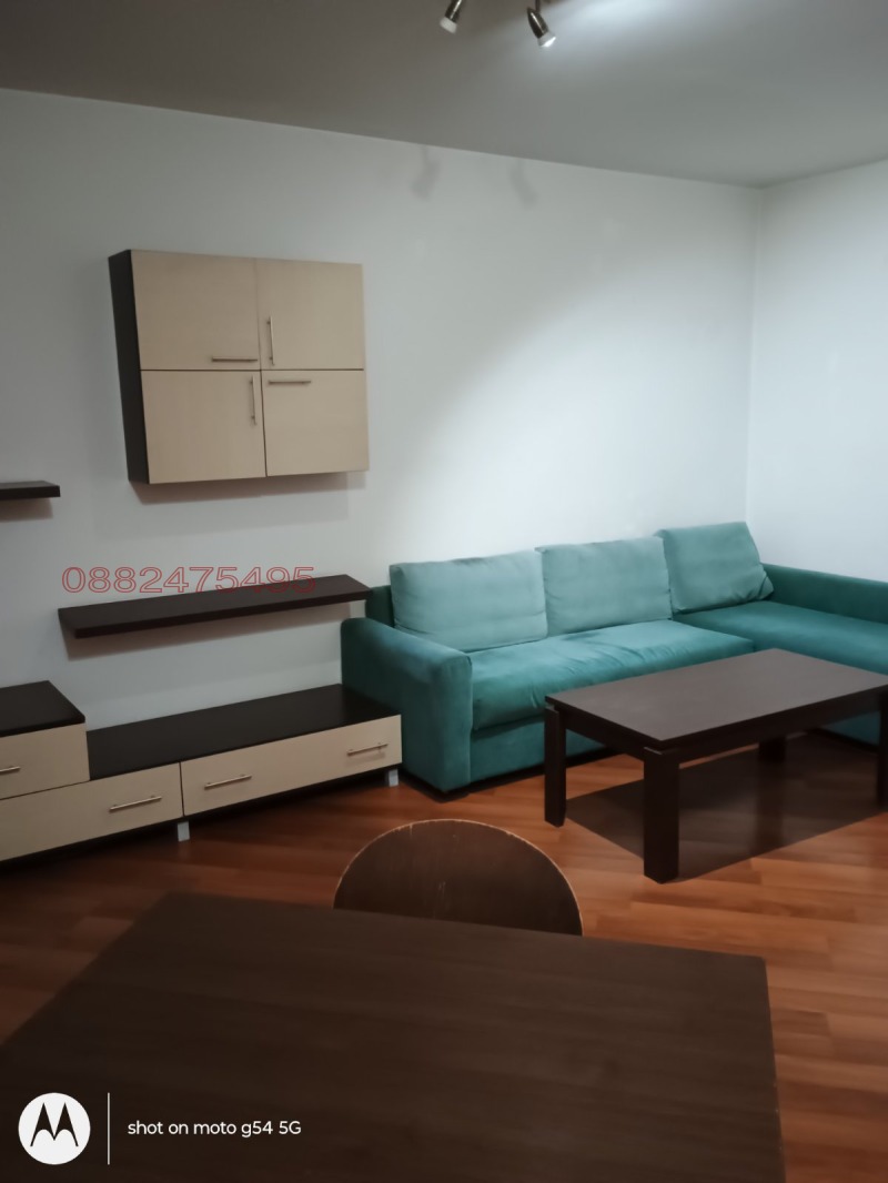 Дава под Наем 2-СТАЕН в град София, Витоша - 70 кв.м / 550 € » 1 075.71 лв.