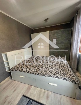 1 chambre Kolhozen pazar, Varna 6