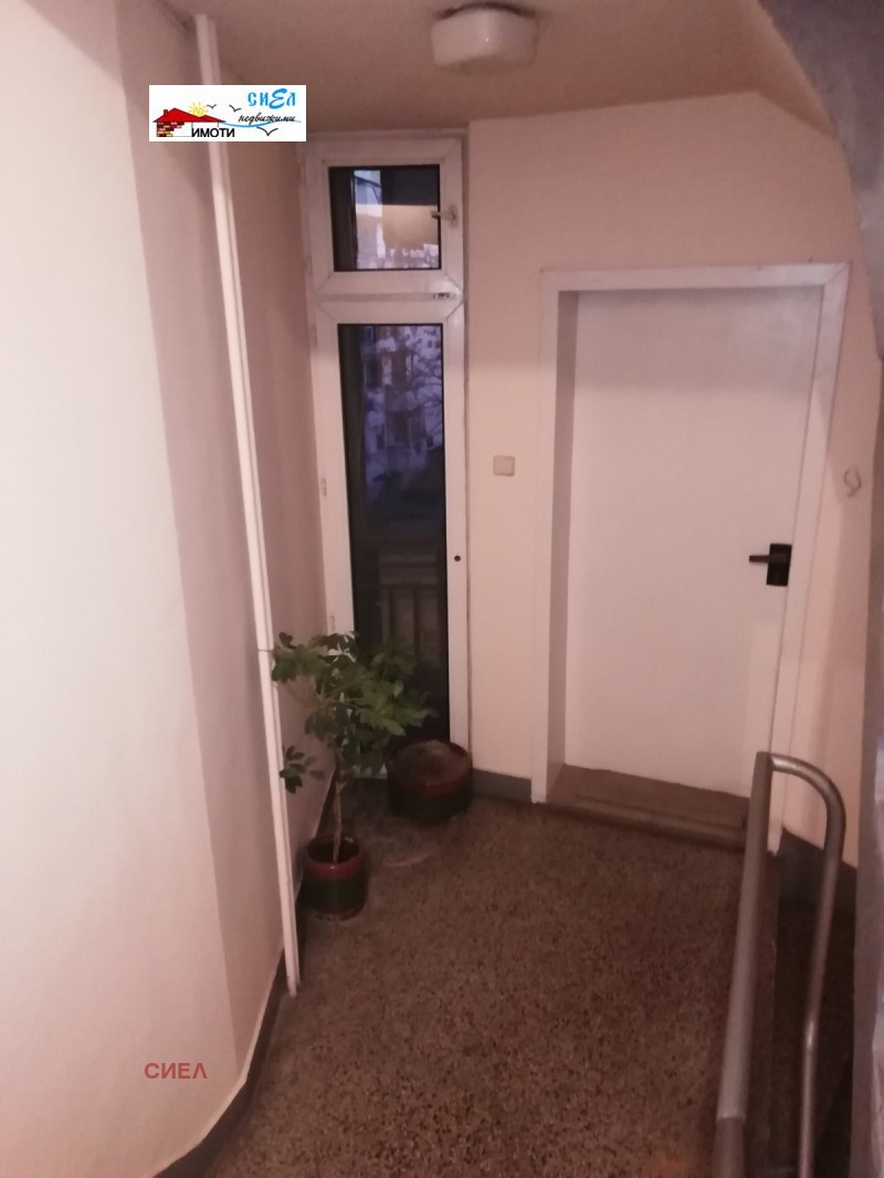 Kiadó  1 hálószoba Plovdiv , Karsijaka , 70 négyzetméter | 79970779 - kép [11]