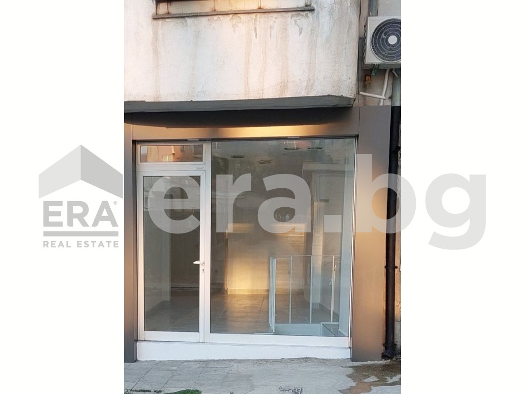 Дава под наем МАГАЗИН, гр. Варна, Център, снимка 2 - Магазини - 51211045