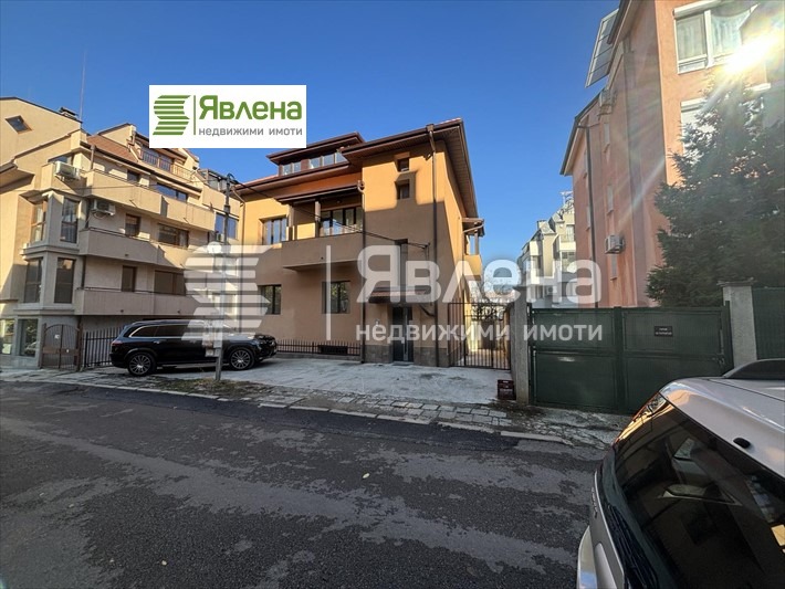 Kiralık  3 yatak odası Sofia , Reduta , 111 metrekare | 54558303